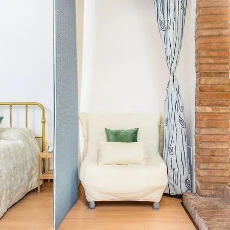 דירה Heaven Near Ferrari's - Train Station *