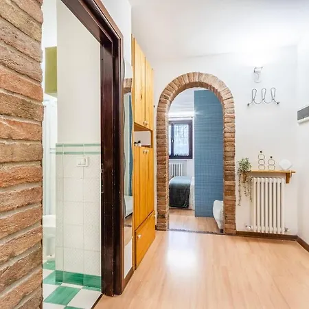 Heaven Near Ferrari's - Train Station Apartment Modena