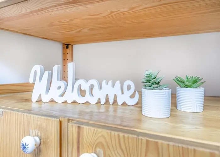 Heaven Near Ferrari's - Train Station 公寓 *