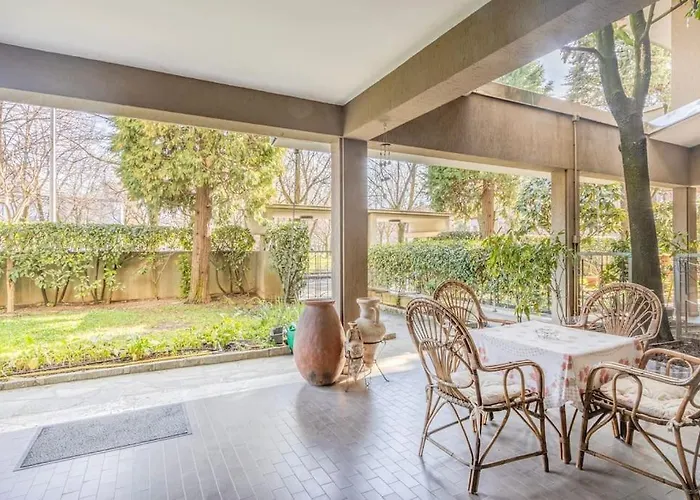 Heaven Near Ferrari's - Train Station 公寓 *