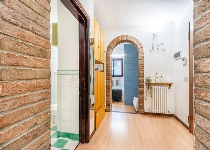 Heaven Near Ferrari's - Train Station 公寓 摩德纳