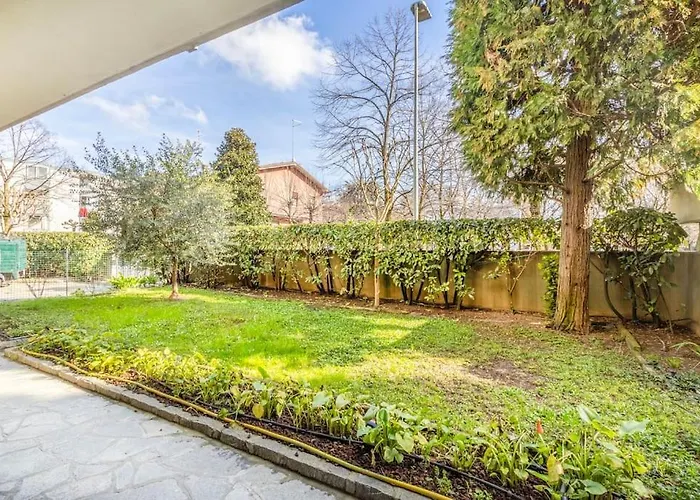 公寓 Heaven Near Ferrari's - Train Station